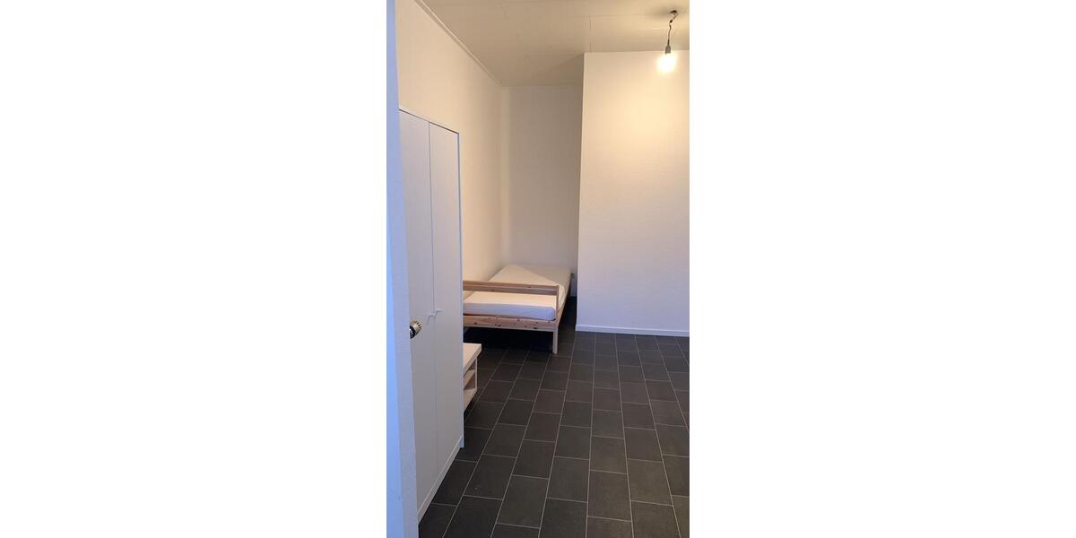 Wohnen auf Zeit Duisburg Duisburg-Mitte - 4 Zimmer, 120 m&sup2;, 450&euro; | Angebot:23707253