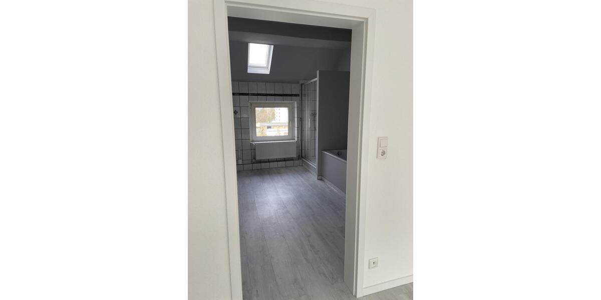 Etagenwohnung Wuppertal Dornap - 3 Zimmer, 75 m&sup2;, 750&euro; | Angebot:24416612