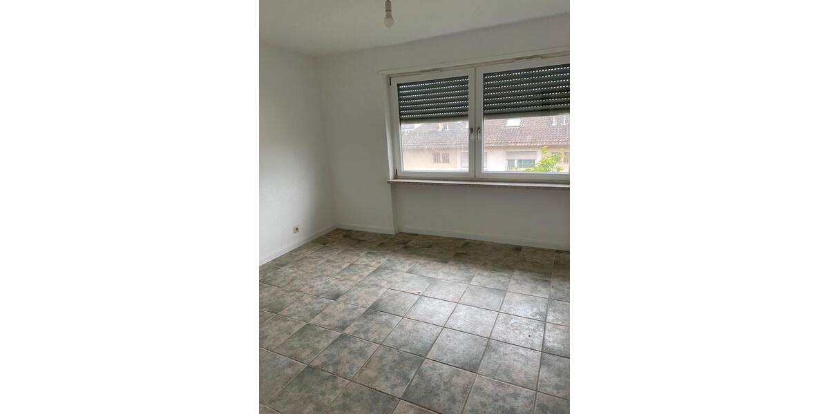 Etagenwohnung Ludwigshafen am Rhein - 2 Zimmer, 45 m&sup2;, 750&euro; | Angebot:26428969