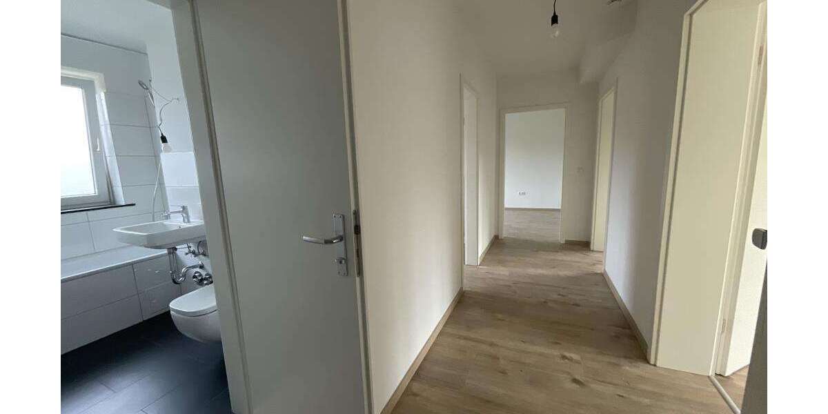 Etagenwohnung Aurich Sandhorst - 3 Zimmer, 65 m&sup2;, 499&euro; | Angebot:26659319