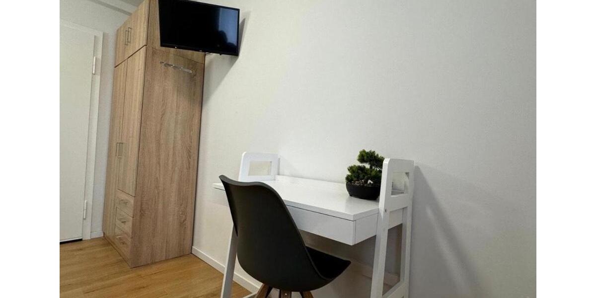 Etagenwohnung Engstingen - 1 Zimmer, 15 m&sup2;, 500&euro; | Angebot:24423254