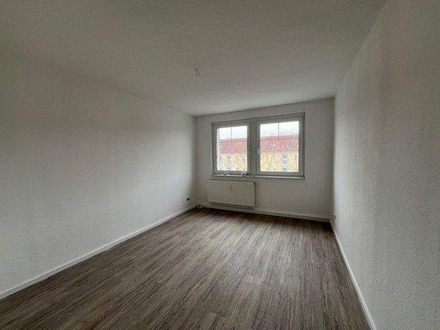 Etagenwohnung Zwickau Eckersbach - 4 Zimmer, 75 m&sup2;, 540&euro; | Angebot:26798512