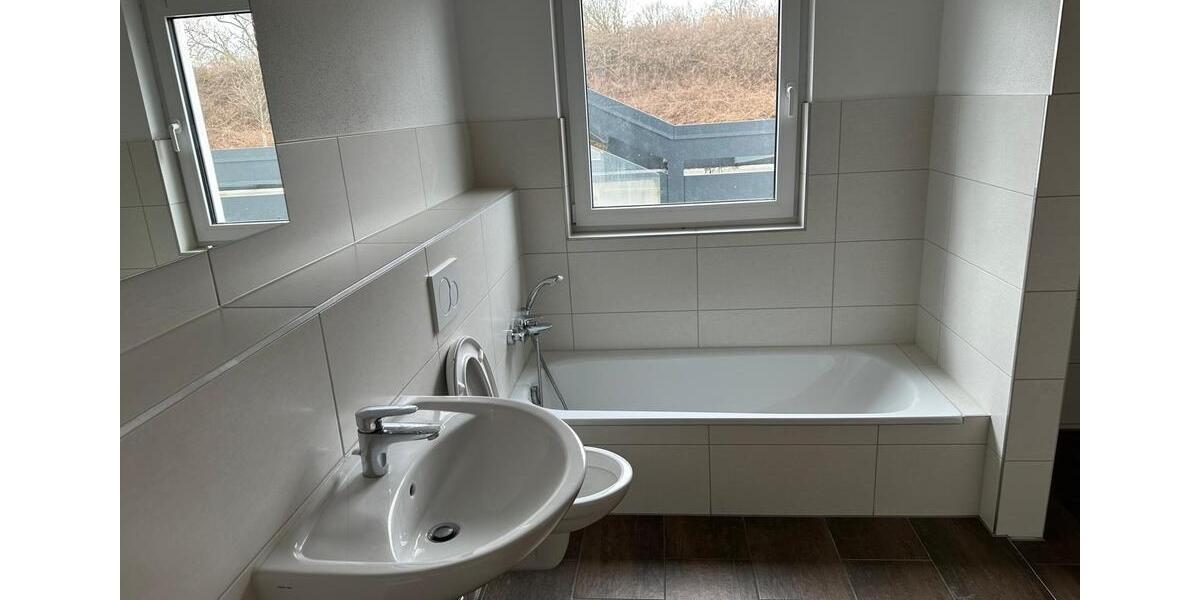 Erdgeschoßwohnung Altötting - 3 Zimmer, 122 m&sup2;, 1.284&euro; | Angebot:26004607