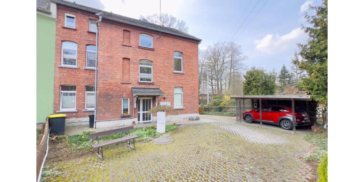 Erdgeschoßwohnung Werdau - 2 Zimmer, 51 m&sup2;, 245&euro; | Angebot:23466739