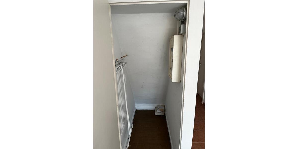 Dachgeschoßwohnung Hildesheim - 1 Zimmer, 27 m&sup2;, 240&euro; | Angebot:26163528