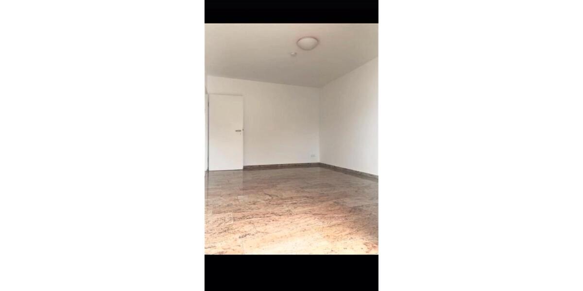Etagenwohnung Freiburg im Breisgau Lehen - 3 Zimmer, 90 m&sup2;, 1.550&euro; | Angebot:26640258