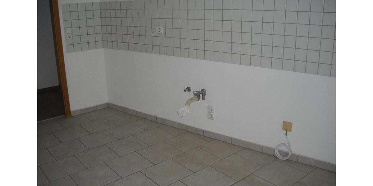Etagenwohnung Röderland - 2 Zimmer, 67 m&sup2;, 330&euro; | Angebot:26426482
