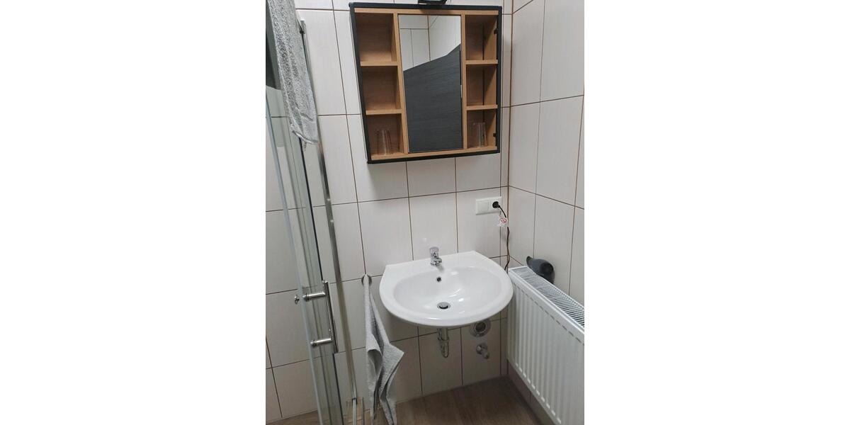 Wohnen auf Zeit Floß - 1 Zimmer, 15 m&sup2;, 530&euro; | Angebot:26647976
