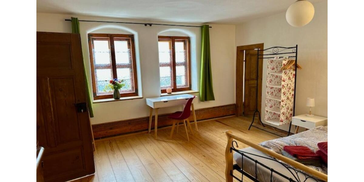 Erdgeschoßwohnung Mockrehna - 4 Zimmer, 115 m&sup2;, 862&euro; | Angebot:25519074
