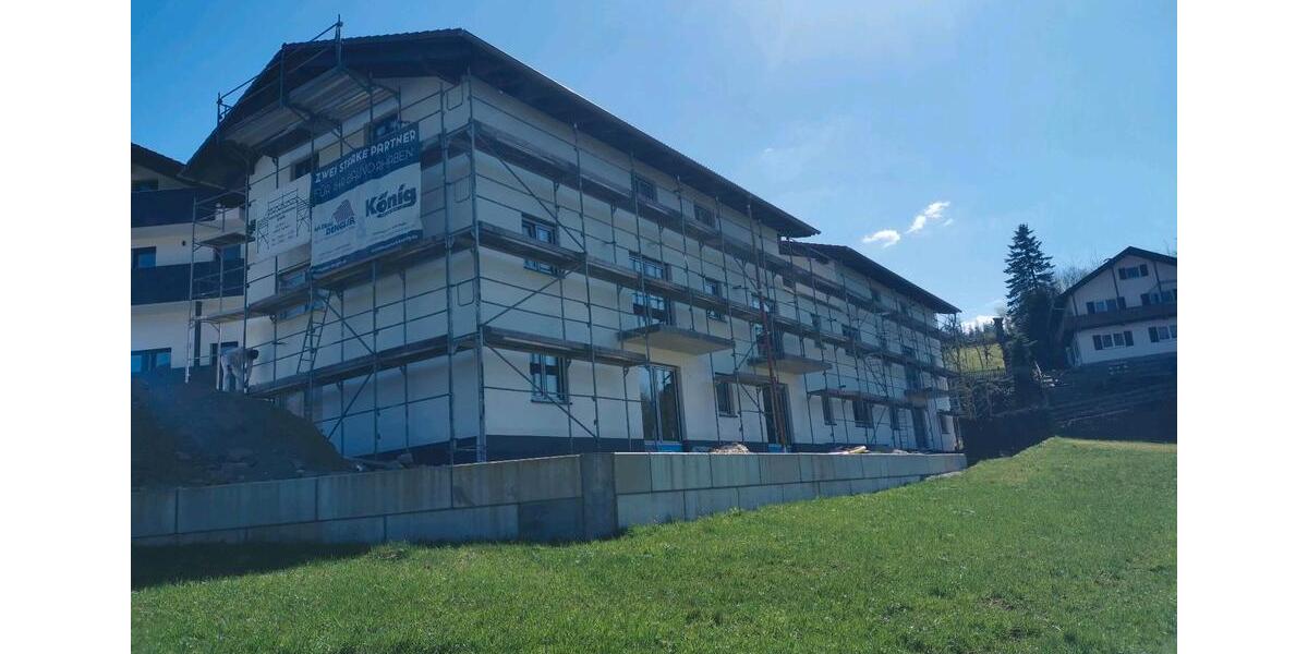 Erdgeschoßwohnung Bodenmais - 3 Zimmer, 80 m&sup2;, 880&euro; | Angebot:26237272