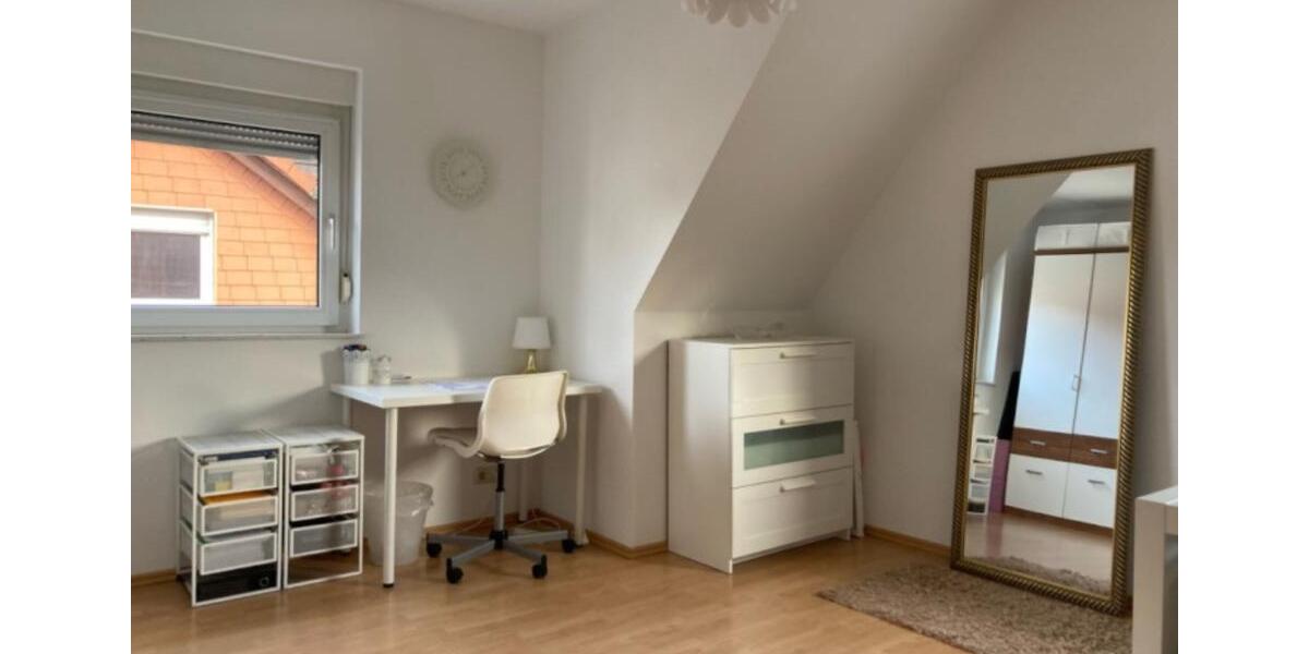 Wohnen auf Zeit Siegen Weidenau - 1 Zimmer, 18 m&sup2;, 300&euro; | Angebot:24634150