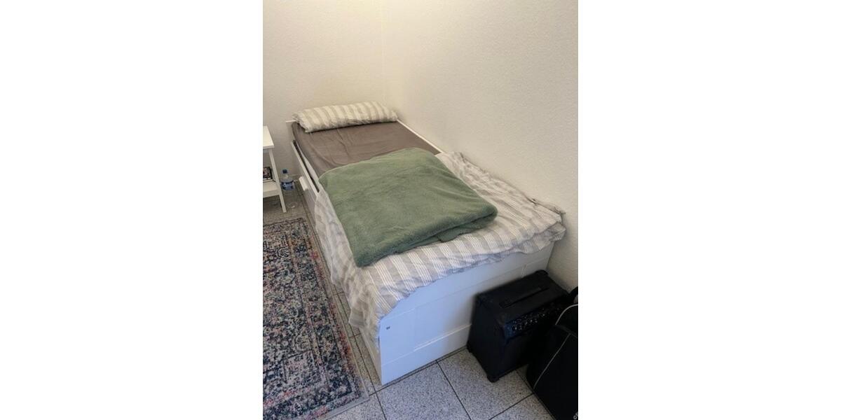 Helles 1-Zimmer-Appartment in Pforzheim nähe FH zu vermieten! 1 zimmer