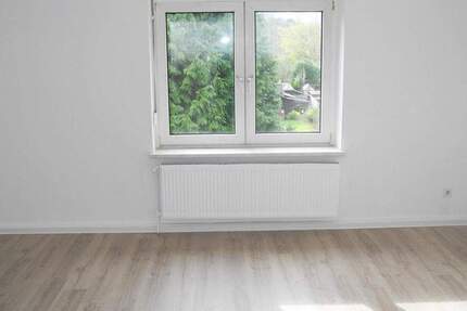 Wohnung Herne Wanne - 2 Zimmer, 65 m&sup2;, 500&euro; | Angebot:24033292