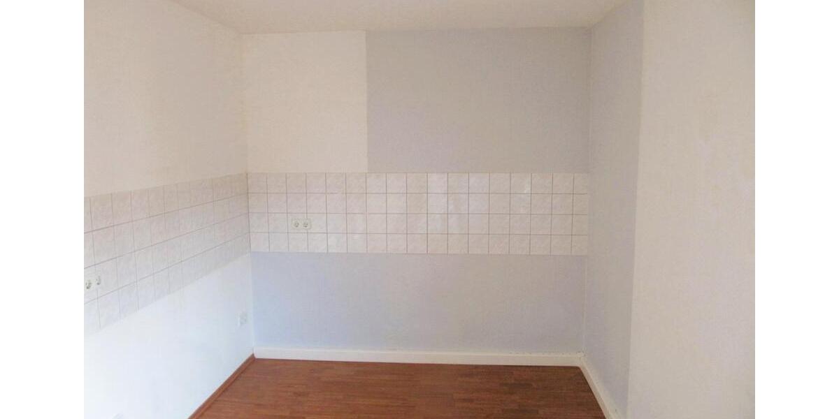 Erdgeschoßwohnung Naumburg (Saale) - 2 Zimmer, 58 m&sup2;, 450&euro; | Angebot:25930947