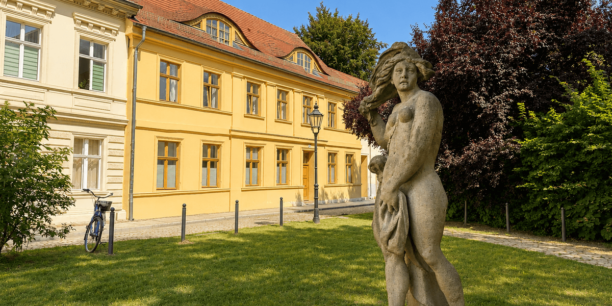 Etagenwohnung Brandenburg an der Havel Bahnhofsvorstadt - 1 Zimmer, 51 m&sup2;, 608&euro; | Angebot:27167601