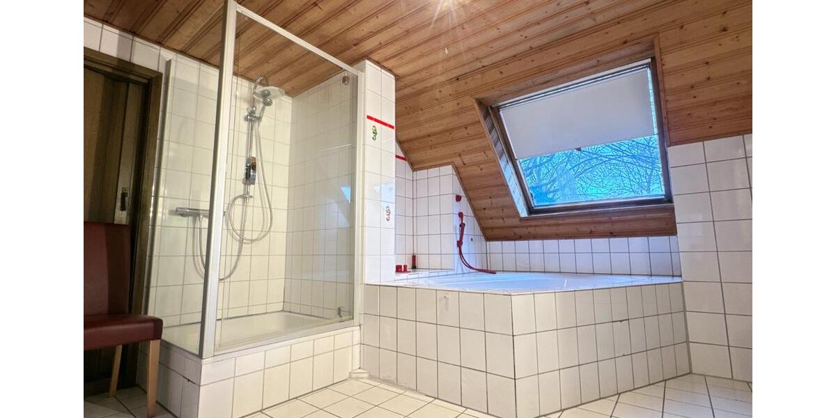Etagenwohnung Friedeburg - 4 Zimmer, 110 m&sup2;, 850&euro; | Angebot:24785093