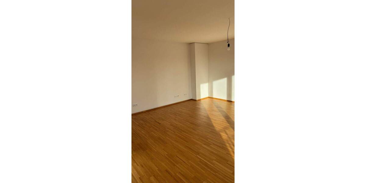 Etagenwohnung Offenbach am Main Hafen - 3 Zimmer, 106 m&sup2;, 1.990&euro; | Angebot:24250977