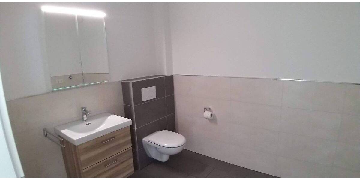 Etagenwohnung Homburg Jägersburg - 3 Zimmer, 98 m&sup2;, 1.250&euro; | Angebot:26809379