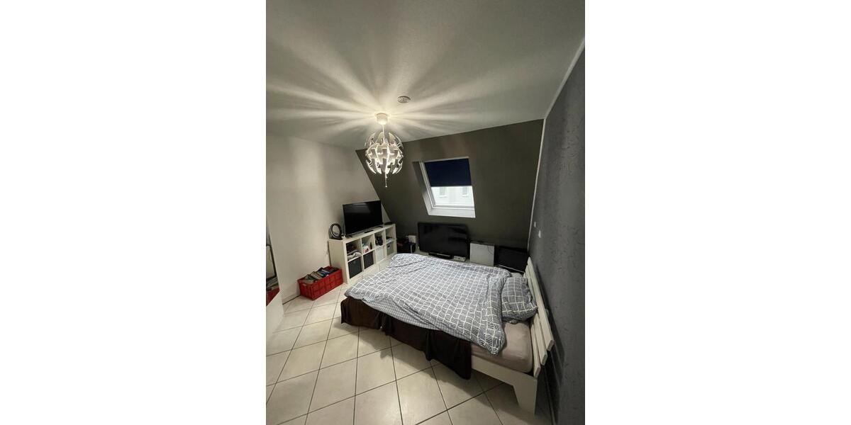 Dachgeschoßwohnung Halver - 2 Zimmer, 70 m&sup2;, 650&euro; | Angebot:26623819