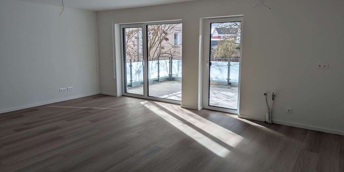 Etagenwohnung Straubing - 3 Zimmer, 87 m&sup2;, 1.135&euro; | Angebot:26649762