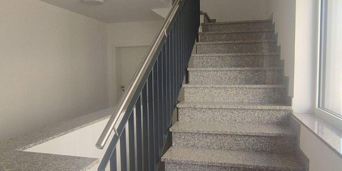 Etagenwohnung Kettig - 2 Zimmer, 65 m&sup2;, 850&euro; | Angebot:25689088