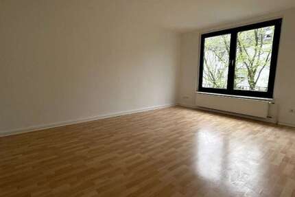 Wohnung zum Mieten in Krefeld 465 € 58 m²