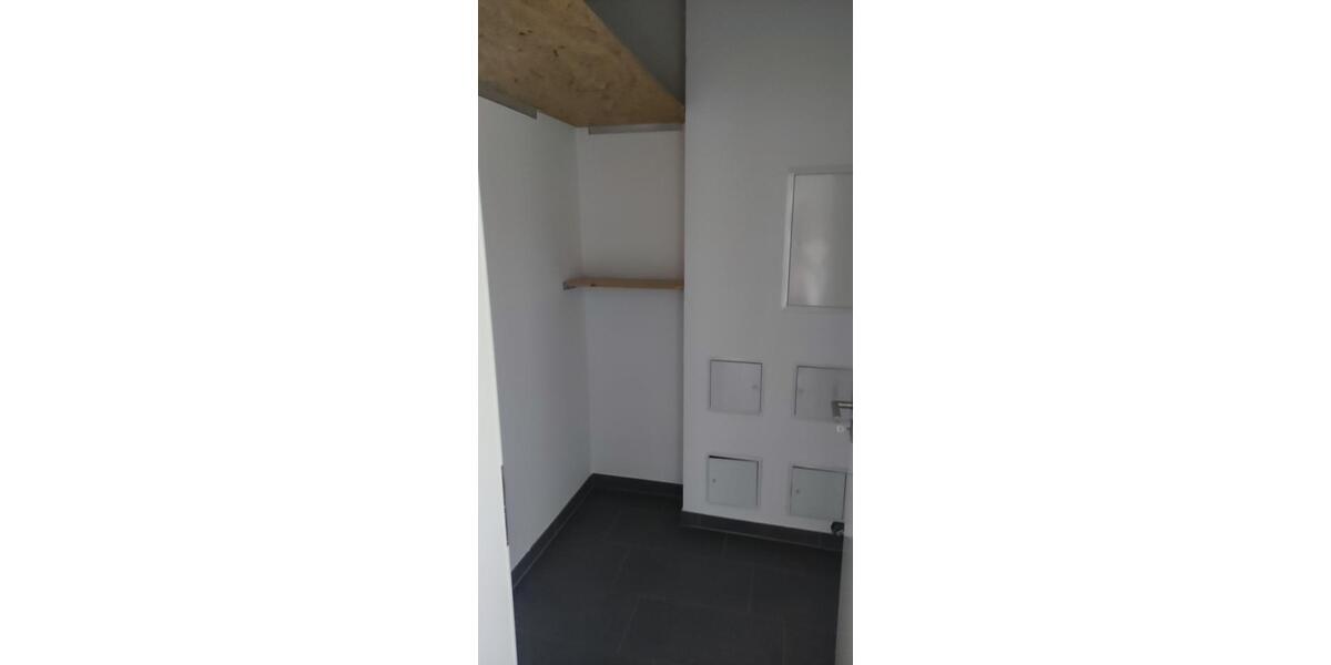 Etagenwohnung Stendal - 4 Zimmer, 121 m&sup2;, 1.150&euro; | Angebot:25540641