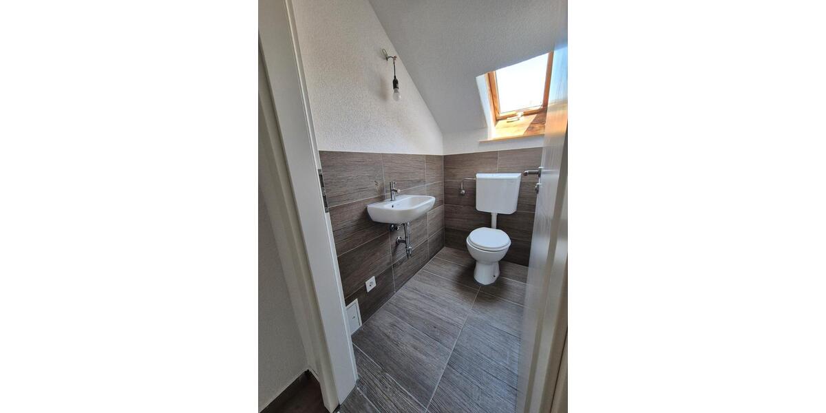 Dachgeschoßwohnung Seitingen-Oberflacht Oberflacht - 3 Zimmer, 87 m&sup2;, 850&euro; | Angebot:26346894