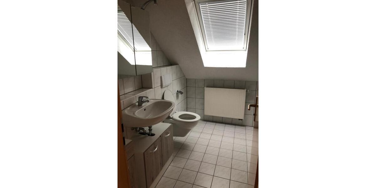 Etagenwohnung Balzhausen - 4 Zimmer, 110 m&sup2;, 970&euro; | Angebot:26413787