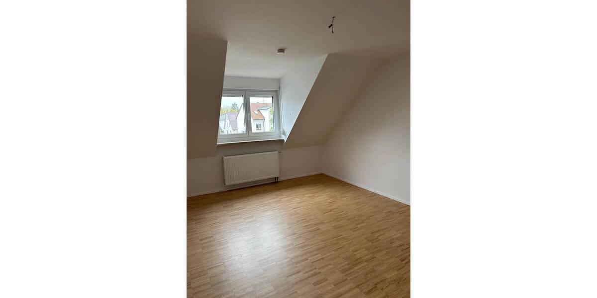 Etagenwohnung Erlangen Alterlangen - 2 Zimmer, 74 m&sup2;, 1.100&euro; | Angebot:26377668