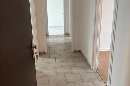 Wohnung Neustadt am Rübenberge - 2.5 Zimmer, 80 m&sup2;, 650&euro; | Angebot:24950760