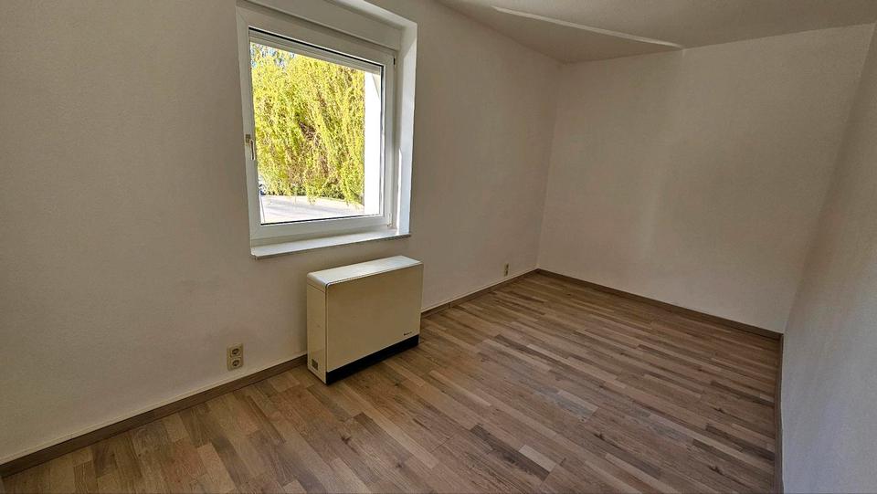 Erdgeschoßwohnung Döbeln - 3 Zimmer, 60 m&sup2;, 340&euro; | Angebot:26318094