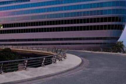 Exklusiver Büroraum M am Flughafen Frankfurt - modern, flexibel & möbliert zimmer