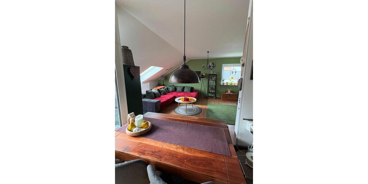 Dachgeschoßwohnung Grünberg - 3 Zimmer, 100 m&sup2;, 850&euro; | Angebot:26211869