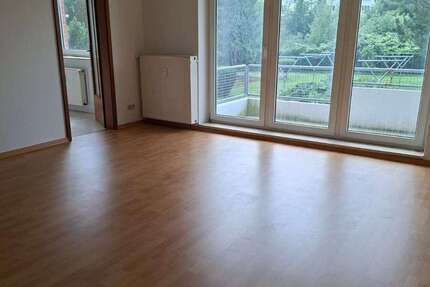 Wohnung Loitz - 1 Zimmer, 40 m&sup2;, 261&euro; | Angebot:23912180