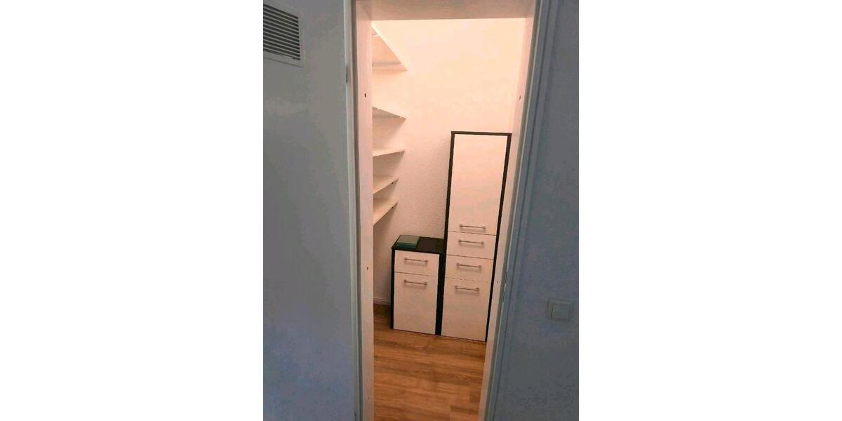 Etagenwohnung Megesheim - 3 Zimmer, 65 m&sup2;, 700&euro; | Angebot:25239545