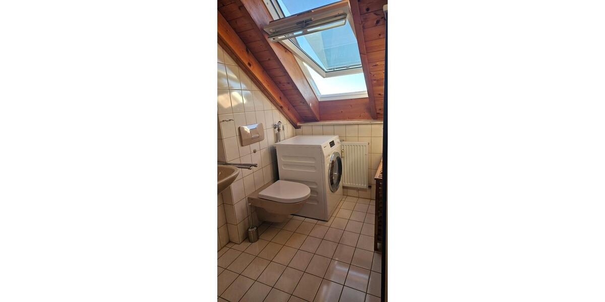 Dachgeschoßwohnung Karlsbad - 4 Zimmer, 1.250&euro; | Angebot:22982345