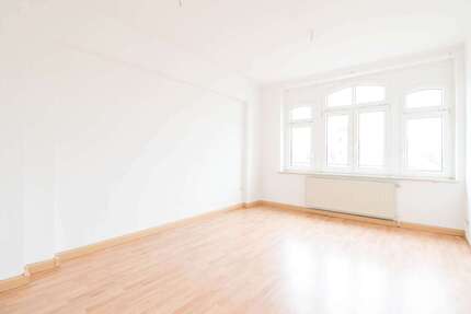 Wohnung Zeitz - 3 Zimmer, 65 m&sup2;, 325&euro; | Angebot:27293734