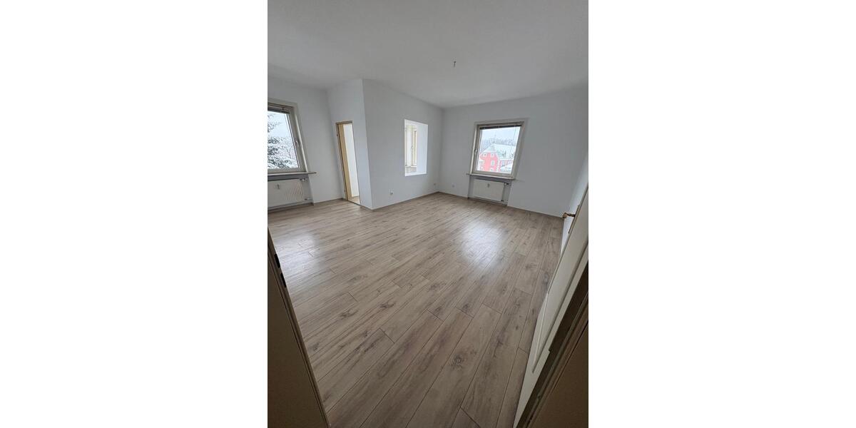 Etagenwohnung Marktredwitz - 3 Zimmer, 94 m&sup2;, 600&euro; | Angebot:24752276