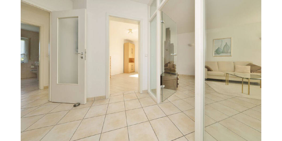 Einfamilienhaus Schortens-Middelsfähr Ostiem - 4 Zimmer, 119 m&sup2;, 1.200&euro; | Angebot:26731319