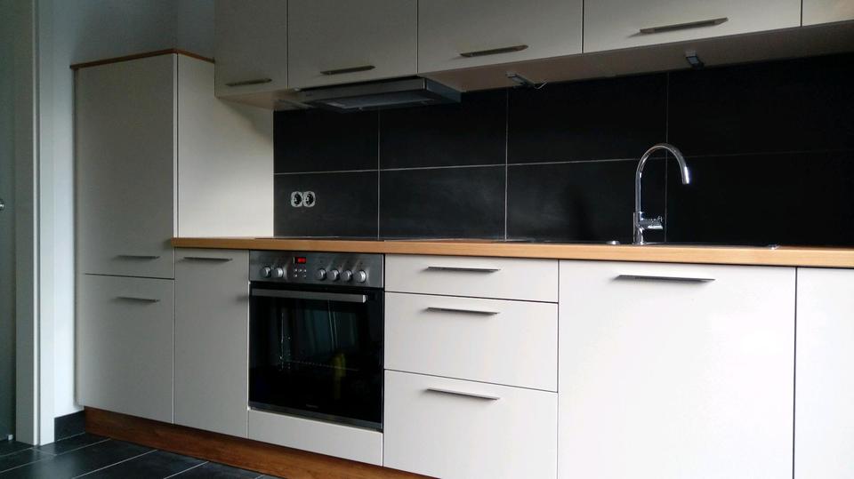 Dachgeschoßwohnung Moormerland - 3 Zimmer, 89 m&sup2;, 850&euro; | Angebot:25884000