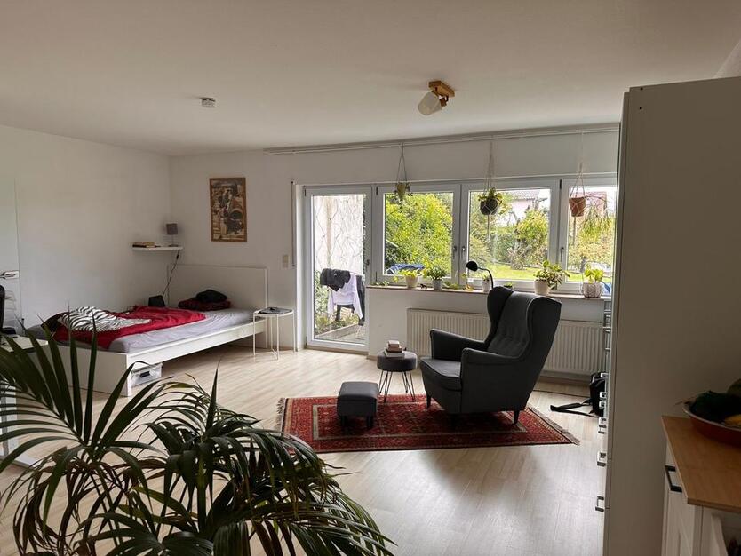 1-Zimmer Wohnung mit Küchenzeile und Terrasse ab Dezember im Salz zu vermieten!