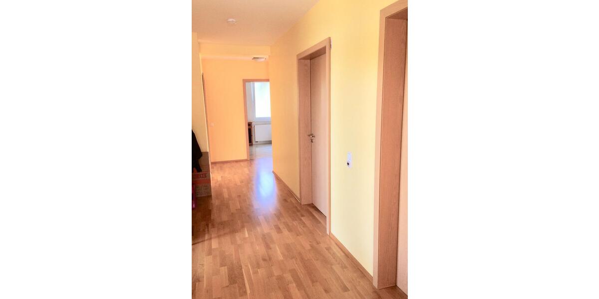 Wohnen auf Zeit Heuchelheim a. d. Lahn - 4 Zimmer, 126 m&sup2;, 390&euro; | Angebot:25747474