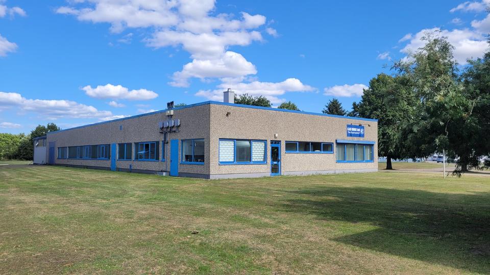 Produktionshalle mit Sozialräumen in Stendal zu vermieten zimmer