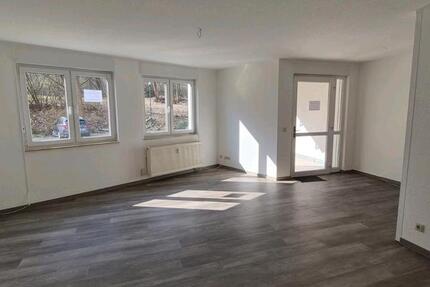 Wohnung Eisenhüttenstadt - 2 Zimmer, 67 m&sup2;, 614&euro; | Angebot:25833406