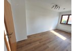 3 Zi. Wohnung im DG (1.OG) mit Balkon und Carport - Etagenwohnung Pommersfelden | Angebot:27230171