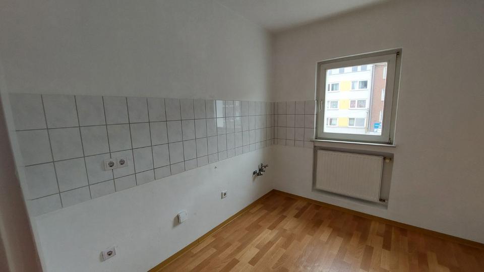 Etagenwohnung Bochum Bochum-Mitte - 2 Zimmer, 53 m&sup2;, 365&euro; | Angebot:26130990