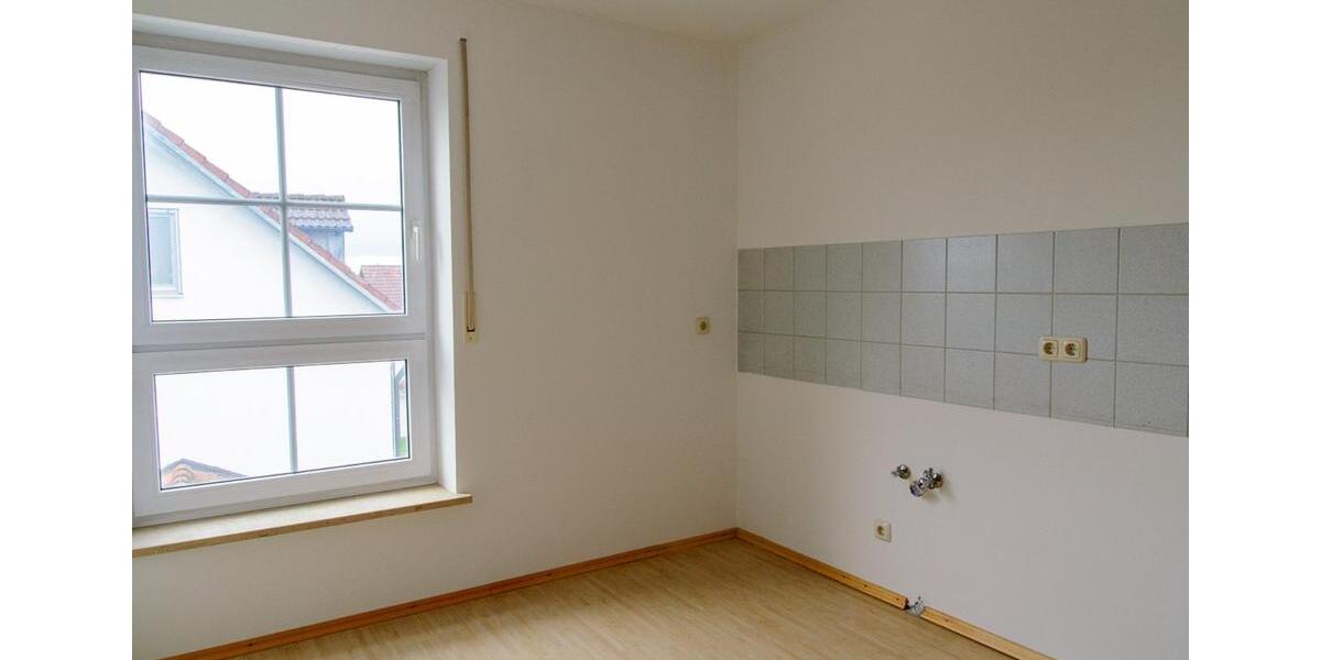 Frisch sanierte helle 3-Zimmer-DG-Wohnung mit Balkon 3 zimmer