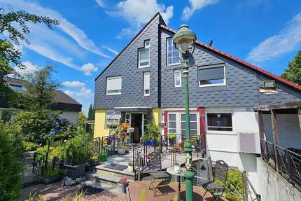 Ansprechende 2-Zimmerwohnung mit Terrasse und Wintergarten in ruhiger Lage von Wermelskirchen. 2 zimmer