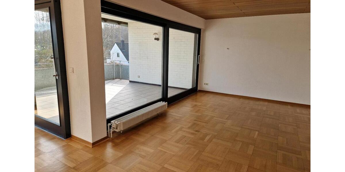 Wohnen auf Zeit Overath - 8 Zimmer, 215 m&sup2;, 1.750&euro; | Angebot:25449547